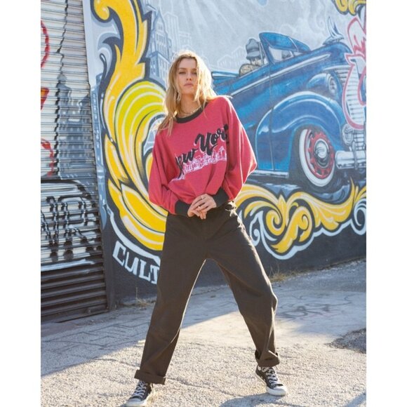 RVCA STELLA MAXWELL Skyline Sweater Sz L Red Black Colorblock New York Graphic - Picture 7 of 16